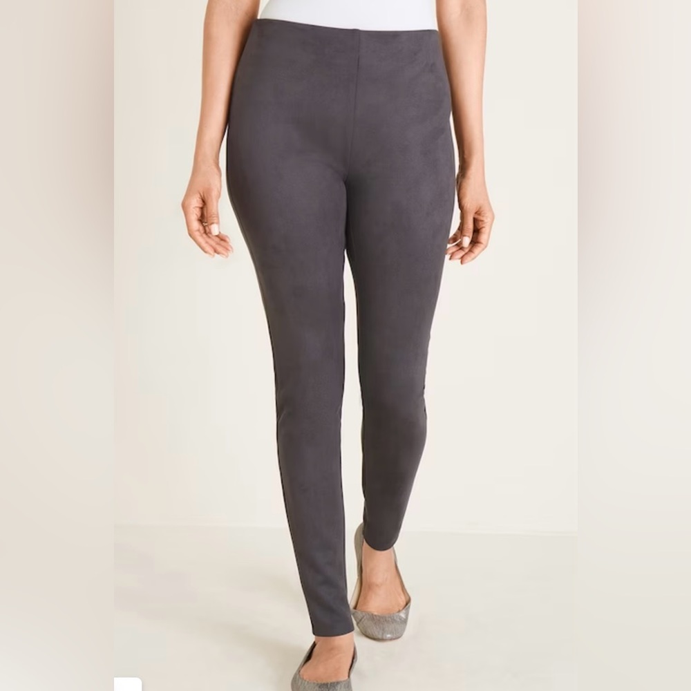 NWT Chico’s Faux Suede Leggings Black 4R 20R Fitted Slimming Flattering